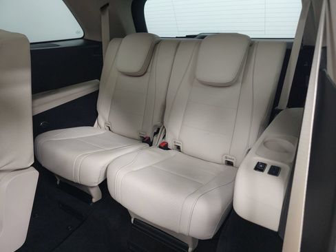 Used 2023 Mercedes-Benz GLS 450 4MATIC image 29