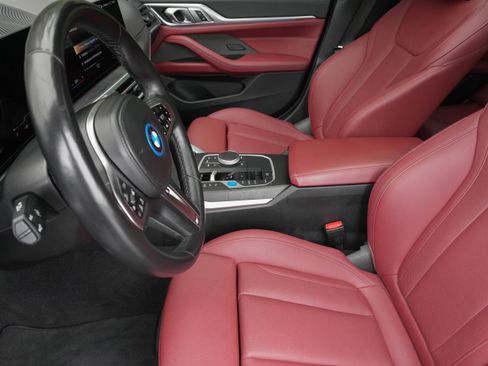 Certified 2023 BMW i4 eDrive40 w/ M Sport Package RWD image 6