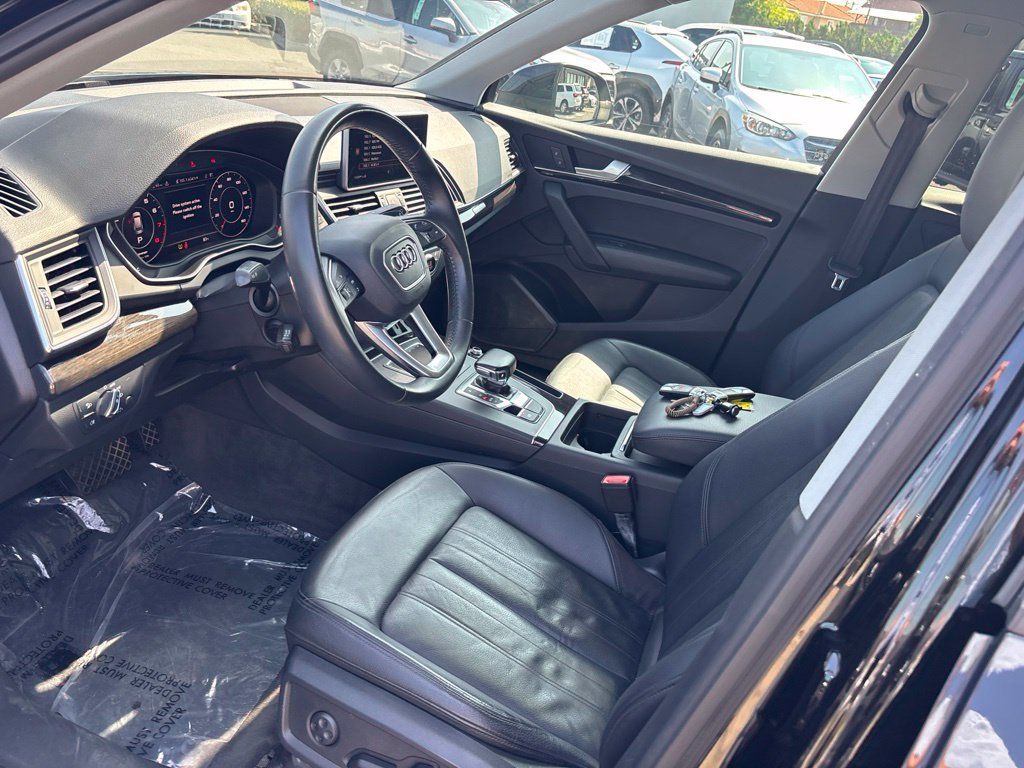 Used 2018 Audi Q5 2.0T Premium AWD/4WD image 16