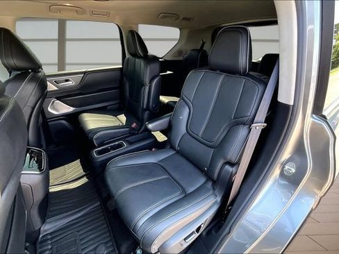 Used 2025 INFINITI QX80 Sensory AWD/4WD image 25