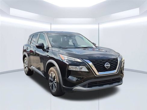 Used 2023 Nissan Rogue SV FWD image 5