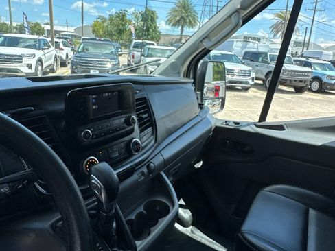 Used 2024 Ford Transit 250 148 Medium Roof RWD image 13
