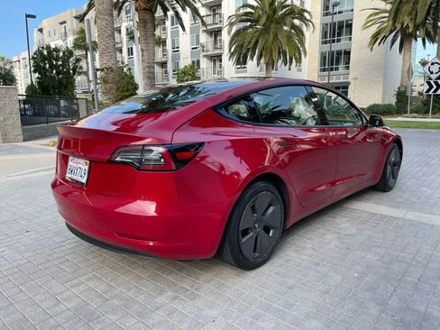 Used 2022 Tesla Model 3 image 9