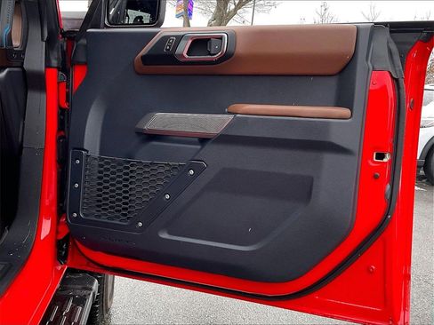 Used 2023 Ford Bronco Outer Banks image 11