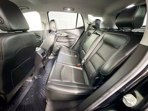 Used 2023 GMC Terrain SLT w/ Infotainment Package II AWD/4WD image 26
