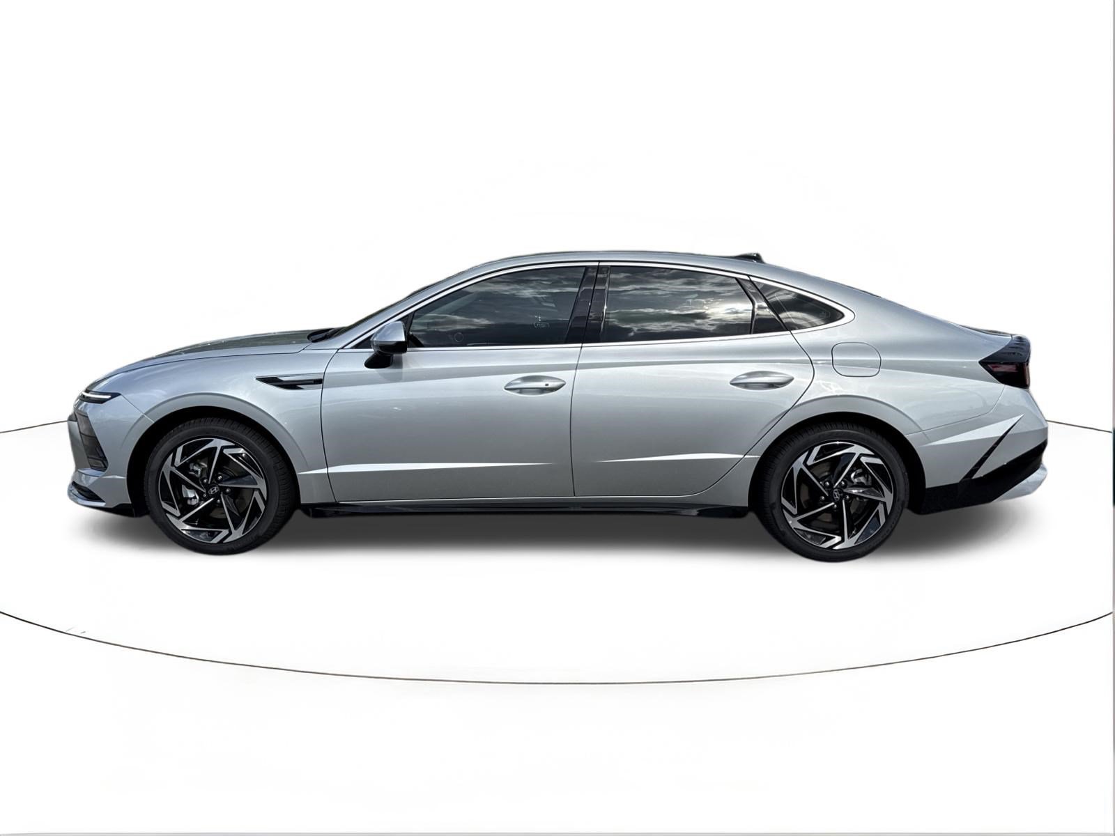 New 2026 Hyundai Sonata SEL FWD image 6