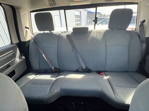 Used 2019 RAM 1500 Classic SLT AWD/4WD image 25