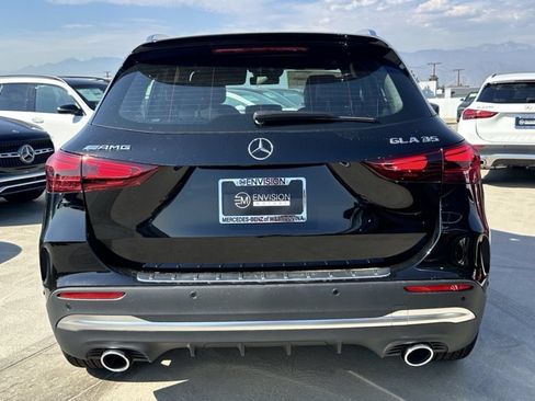 Used 2025 Mercedes-Benz GLA 35 AMG 4MATIC image 9
