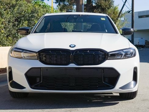 Used 2024 BMW M340i w/ Premium Package image 27