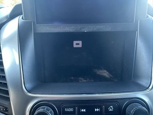 Used 2015 Chevrolet Suburban LT AWD/4WD image 35