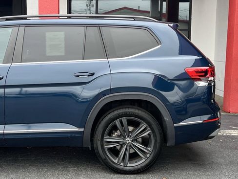 Used 2021 Volkswagen Atlas SE w/ Panoramic Sunroof Package image 6
