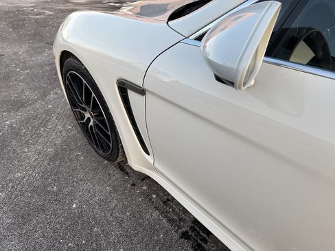 Used 2015 Porsche Panamera 4S image 37