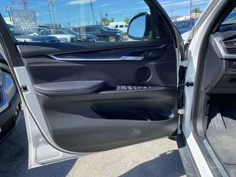 Used 2018 BMW X5 sDrive35i w/ M Sport Package image 16