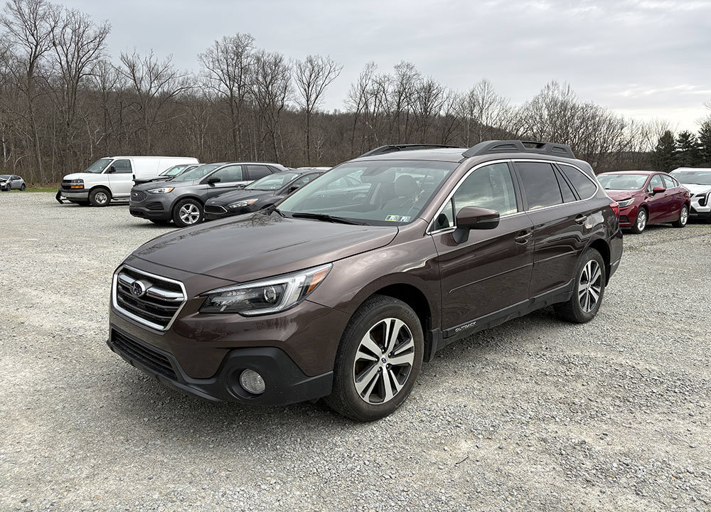 Used 2019 Subaru Outback 2.5i Limited w/ Popular Package #2 AWD/4WD image 3
