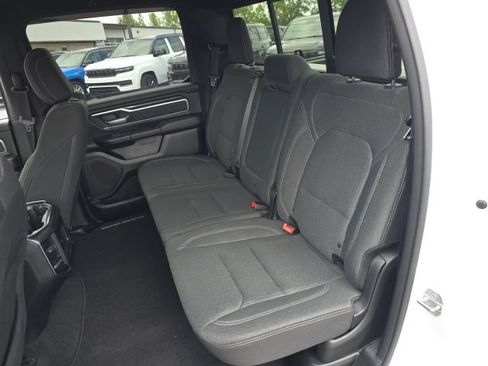 Used 2019 RAM 1500 Big Horn AWD/4WD image 32