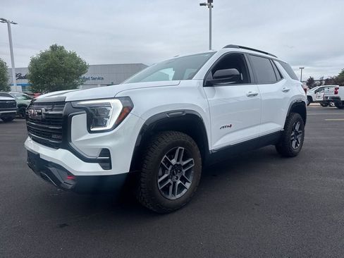 Used 2026 GMC Terrain AT4 w/ LPO, Floor Liner Package AWD/4WD image 2