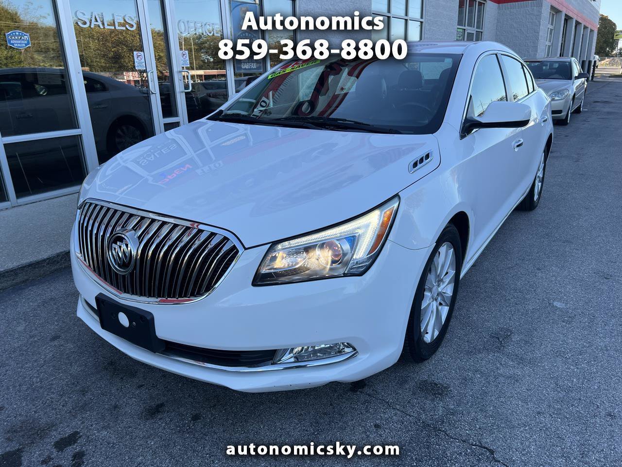 Used 2015 Buick LaCrosse FWD image 1