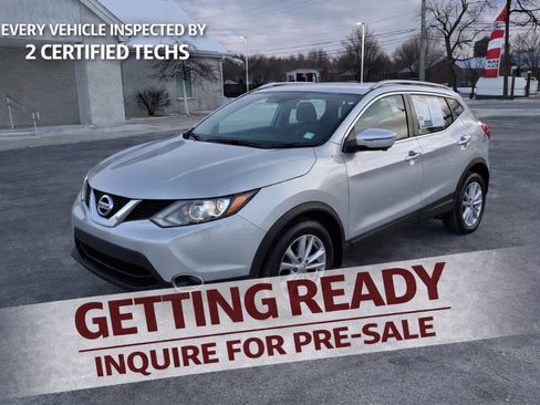 Used 2018 Nissan Rogue Sport SV w/ SV Technology Package image 1