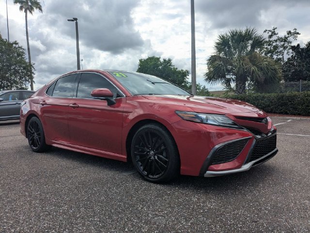 Used 2021 Toyota Camry XSE w/ Navigation Package FWD image 2