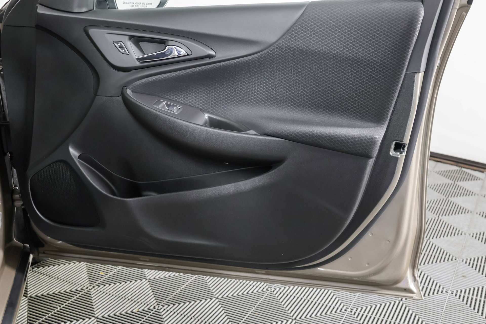 Used 2023 Chevrolet Malibu LS FWD image 46