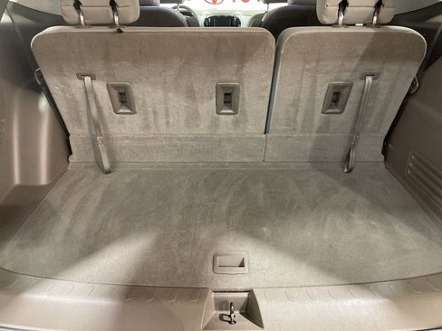 Used 2020 Chevrolet Traverse LT AWD/4WD image 9