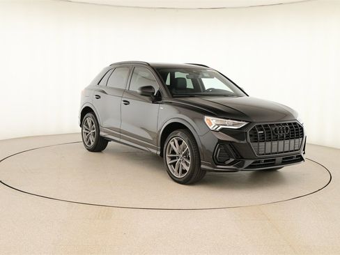 Certified 2024 Audi Q3 2.0T Premium Plus image 10