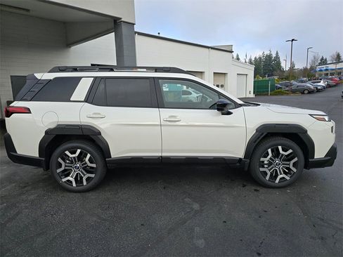 New 2026 Subaru Outback Touring XT image 3