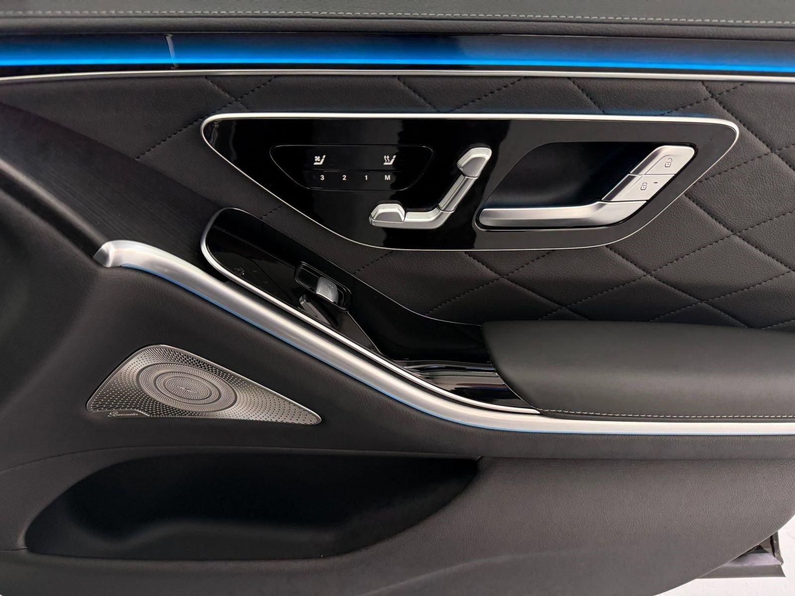 Used 2025 Mercedes-Benz S 580 4MATIC Sedan image 28