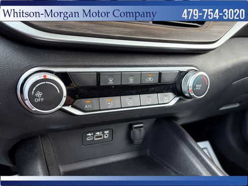 Used 2025 Nissan Altima 2.5 SV FWD image 26