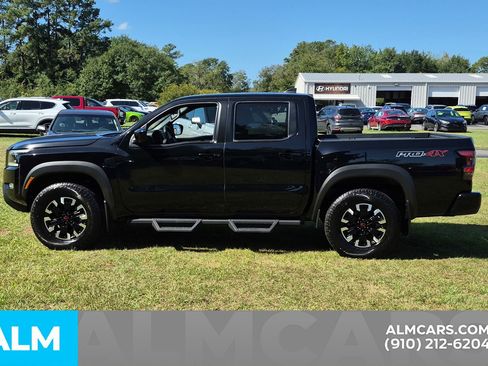 Used 2023 Nissan Frontier PRO-4X w/ Pro Convenience Package image 11