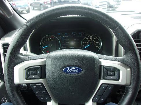 Certified 2018 Ford F150 Lariat image 18