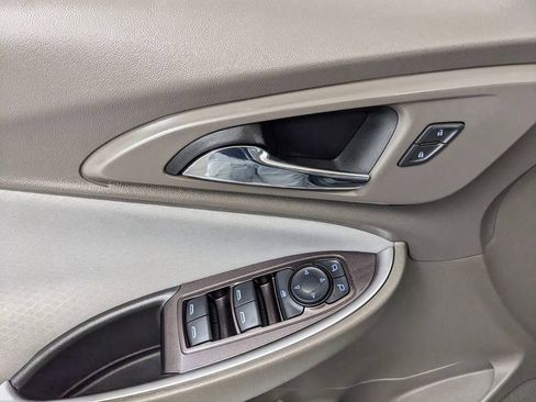 Used 2023 Chevrolet Malibu LS FWD image 13