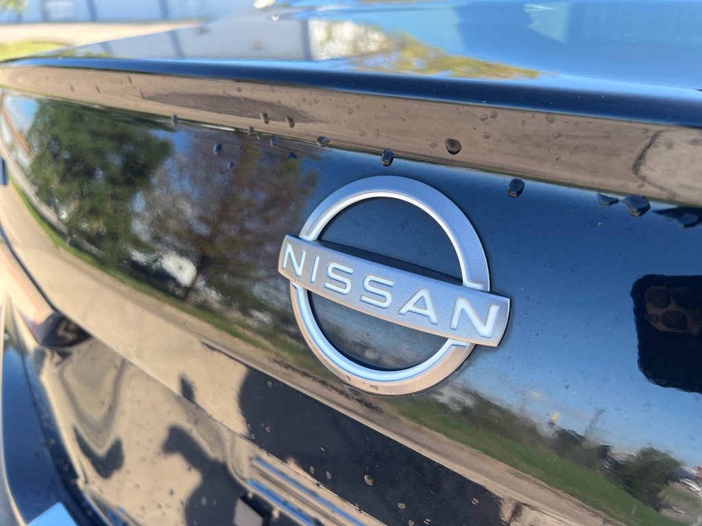 Used 2023 Nissan Altima 2.5 SV FWD image 12