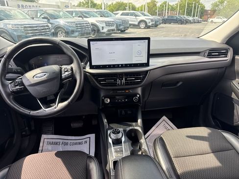 Used 2024 Ford Escape SE FWD image 25