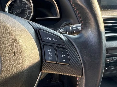 Used 2016 MAZDA MAZDA3 i Grand Touring FWD image 13
