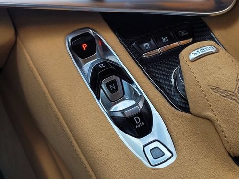 Used 2021 Chevrolet Corvette Stingray Premium Cpe w/ Z51 Performance Package RWD image 19