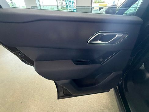 Used 2025 Land Rover Range Rover Velar Dynamic SE AWD/4WD image 26