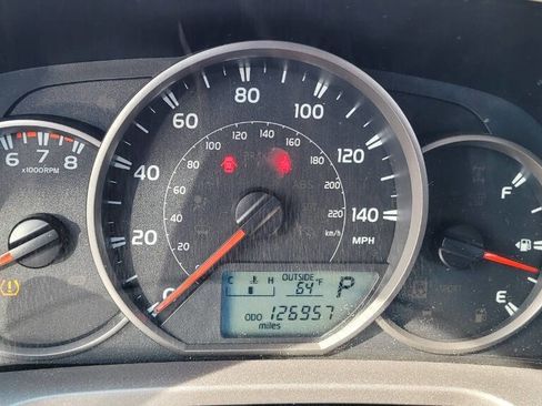 Used 2016 Toyota RAV4 LE image 17