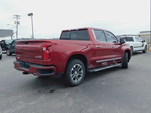 Used 2023 Chevrolet Silverado 1500 High Country w/ Z71 Off-Road Package image 9