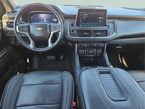 Certified 2023 Chevrolet Suburban Premier image 12