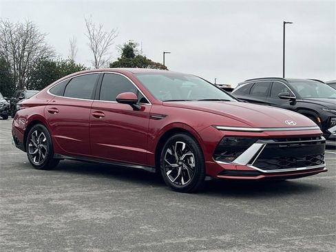 Certified 2025 Hyundai Sonata SEL image 37