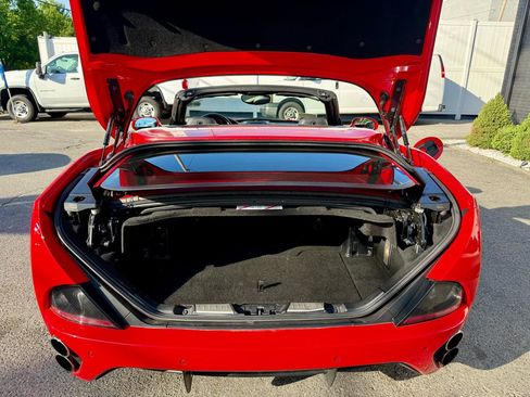 Used 2010 Ferrari California image 19