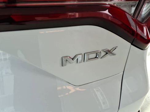 Used 2025 Acura MDX SH-AWD image 17