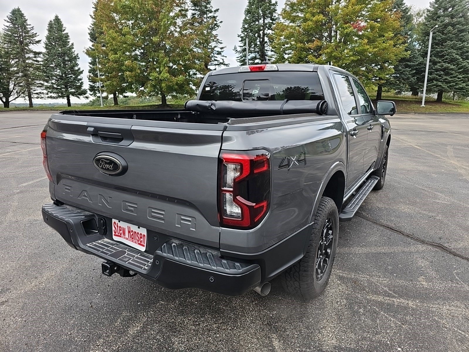 Used 2025 Ford Ranger Lariat w/ Black Appearance Package AWD/4WD image 6