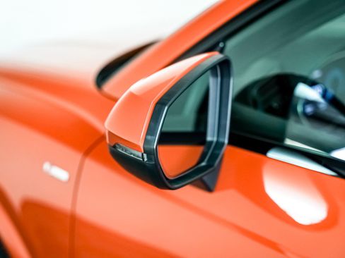 Used 2022 Audi Q3 2.0T Premium w/ Black Optic Sport Package image 8