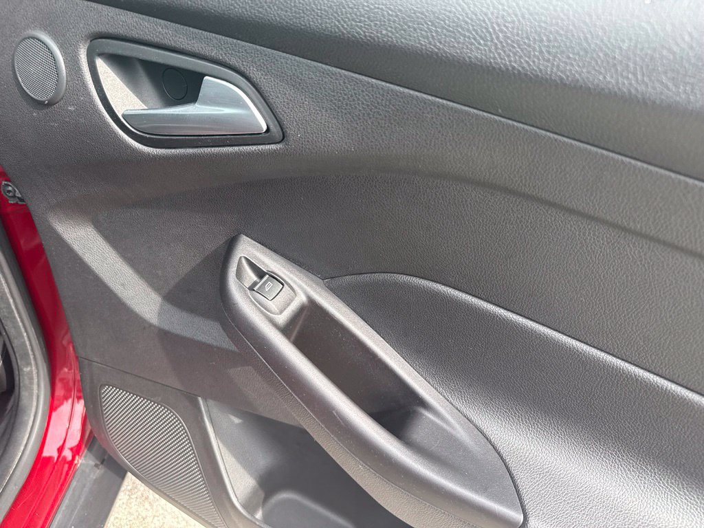 Used 2013 Ford Focus SE FWD image 37