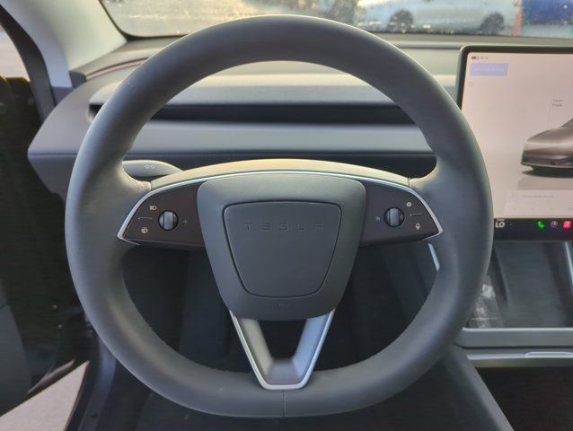 Used 2026 Tesla Model Y 2WD image 15