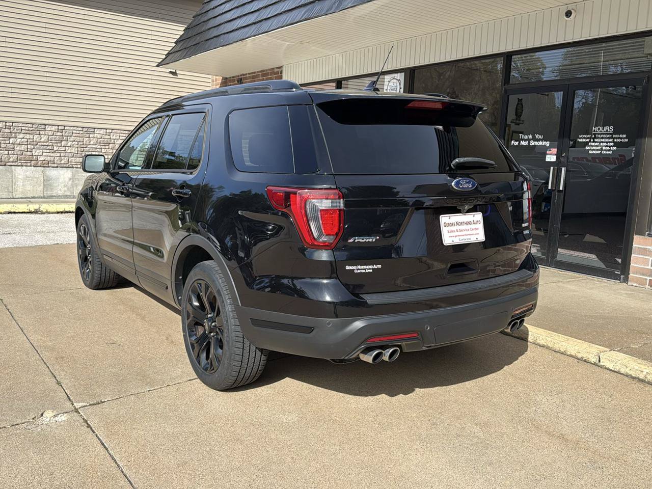 Used 2019 Ford Explorer Sport AWD/4WD image 5