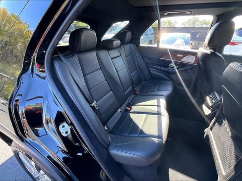 Used 2022 Mercedes-Benz GLE 350 4MATIC w/ Premium Package image 25