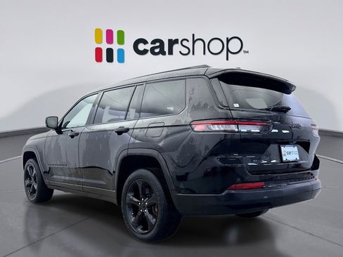Used 2023 Jeep Grand Cherokee L Laredo image 3